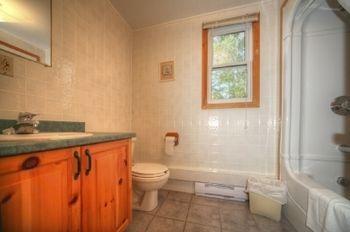 Sunny Hill Resort Barrys Bay Экстерьер фото