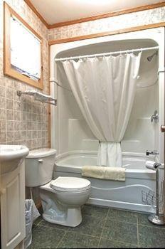 Sunny Hill Resort Barrys Bay Экстерьер фото